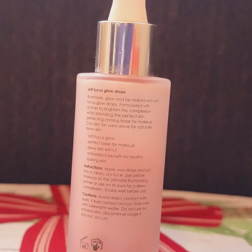 Radial soft focus glow drops
